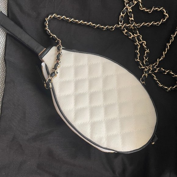 Brand new CHANEL tennis clutch with chain and mirror - Picture 4 of 8